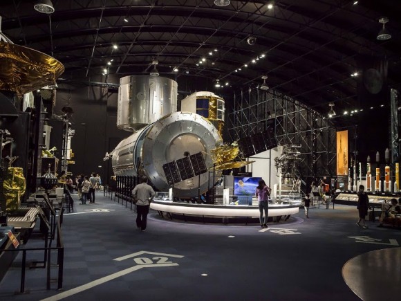 宇宙の世界に近づくスペシャルツアー「宇宙飛行士体験スクール」に参加してきました!