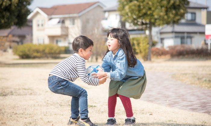 自分の過ちや失敗を「人のせい」にする子どもの心理と対応法