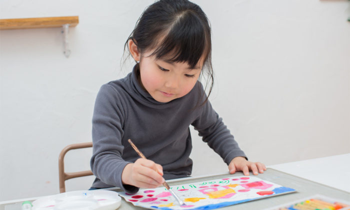 小学校受験専門の絵画教室ではどんなことを学ぶのか