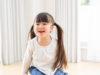 5歳女の子（年長）の特徴と接し方｜中間反抗期や習い事のヒントも紹介