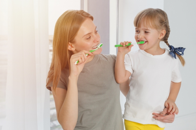 子どもの歯磨きを楽しくするアメリカ流の工夫とは?