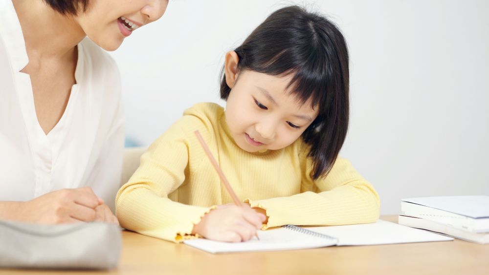 小学校受験の幼児教室は参観型・非参観型も重要なポイント!
