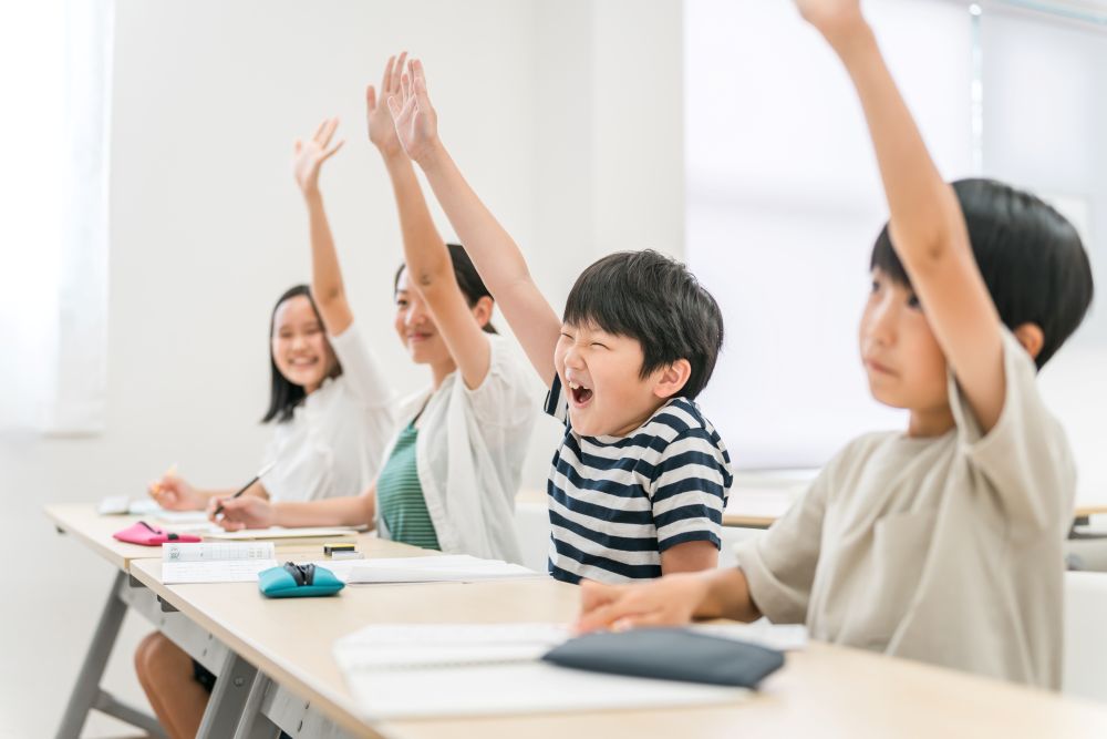 伸芽会の積木・幼児教室・幼稚園受験 Amazon.co.jp: 小学校受験 伸芽会の教材つみき : おもちゃ